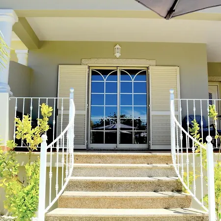 Cristina Mar 알부페이라